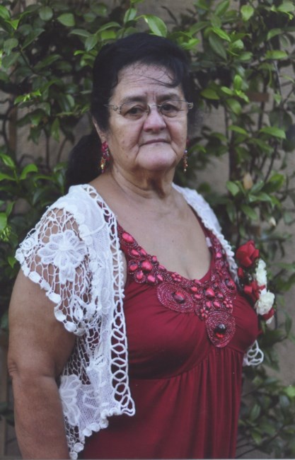 Obituary of Dolores "Lola" Solis Cruz