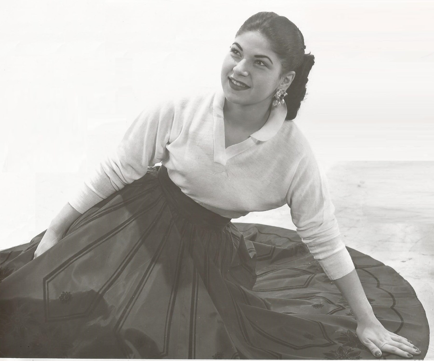 Obituary of Gloria Mary Ross