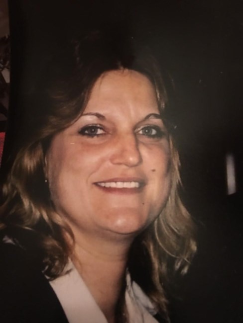 Obituario de Julie A. Carlson