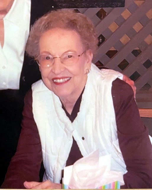 Obituario de Jeanette DeFee