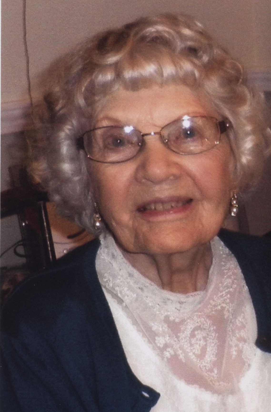 Obituary of Helen Louise Holstine