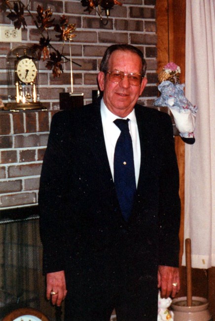 Obituary of Harry L Swink