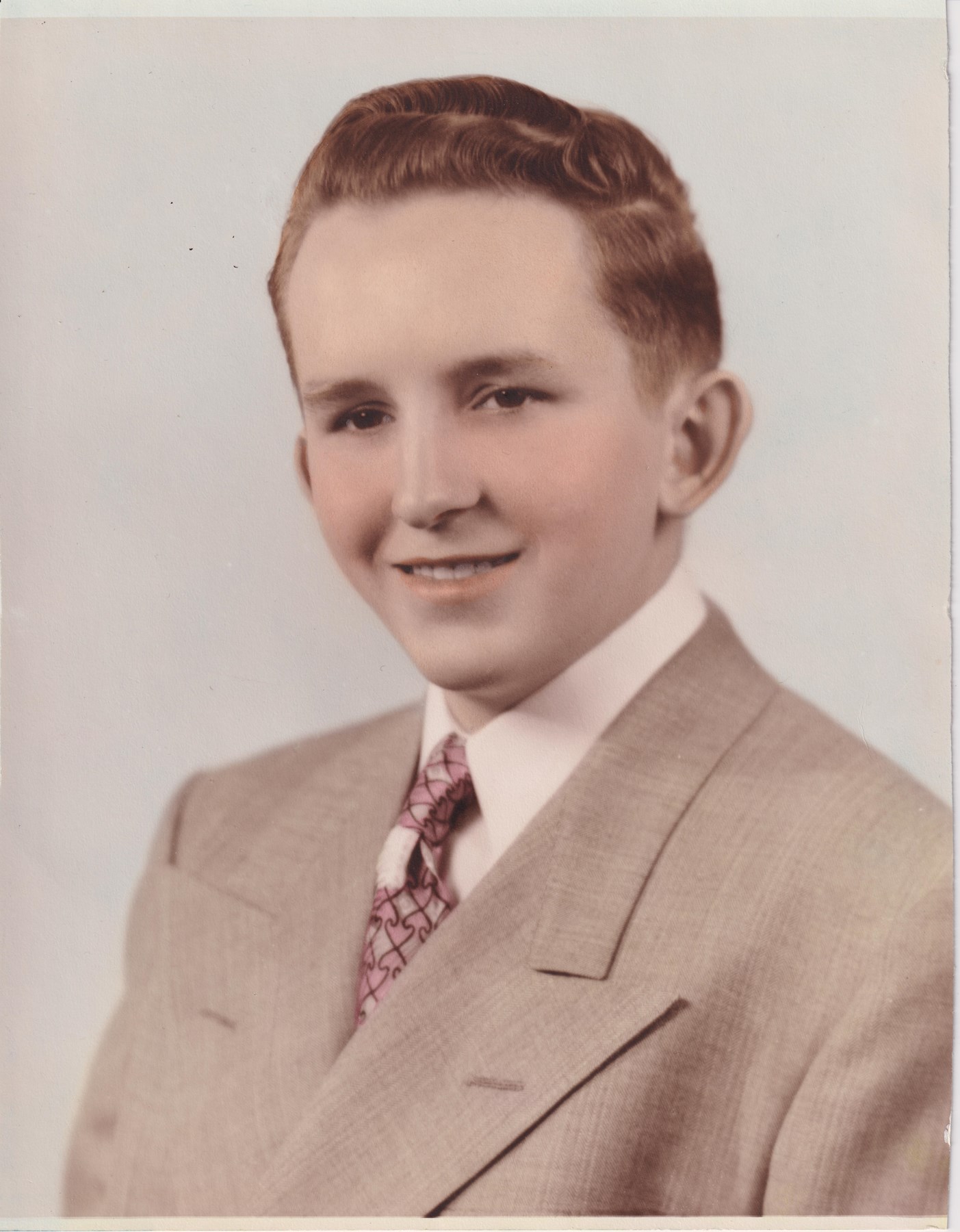 Obituary of Charles Francis Leahey Jr.