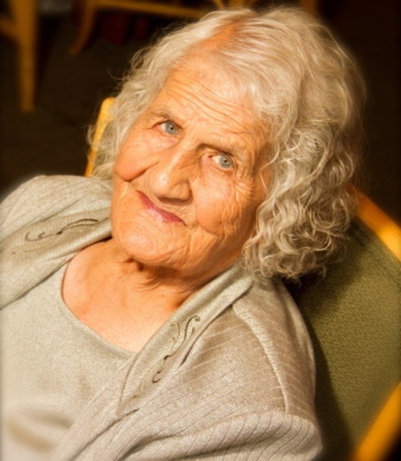 Obituary of Andighoni Neofidou Minasian