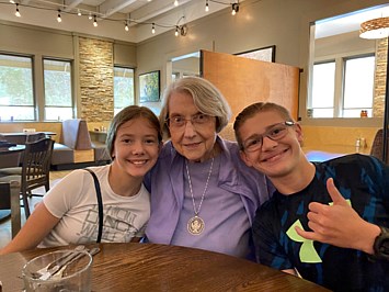 Obituary of Eleanor Houben Malone