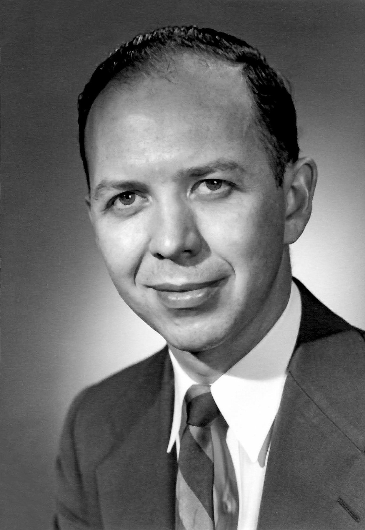 Obituary of Scott James Mighell, MD