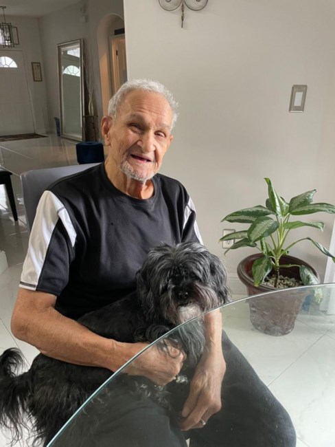 Obituary of Emilio Pérez Mojica