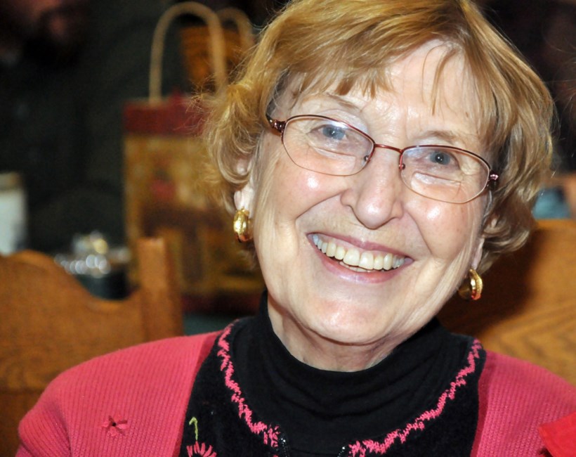 Obituario de Delores "Jeanne" Dillon