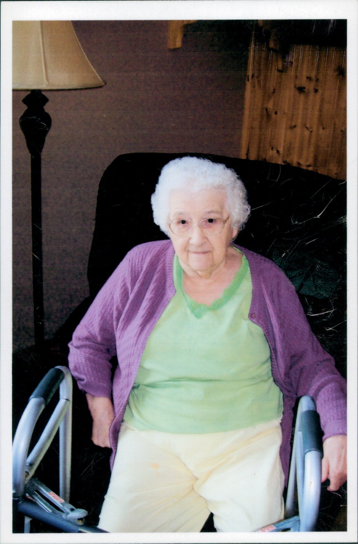 Obituary of Joyce Olive Mary Lewis