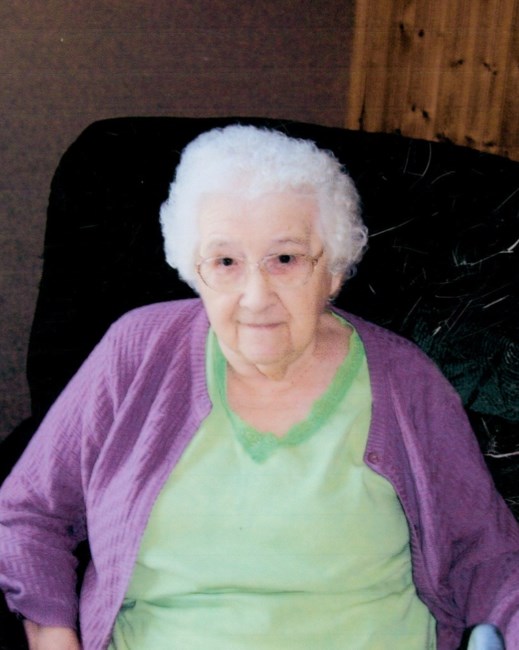 Obituario de Joyce Olive Mary Lewis