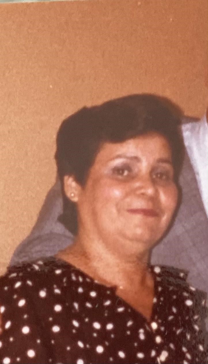 Obituary of "Doña" Dulce Llenas