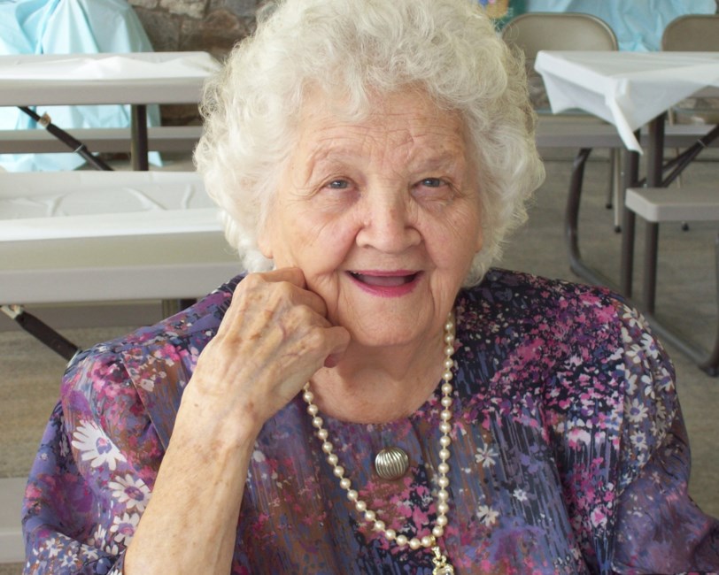 Obituary of Evelyn Ruth Smith