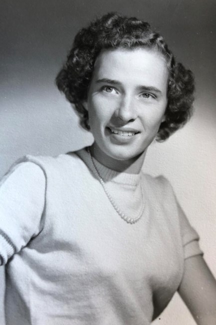 Obituary of Phyllis Jane Bennewitz