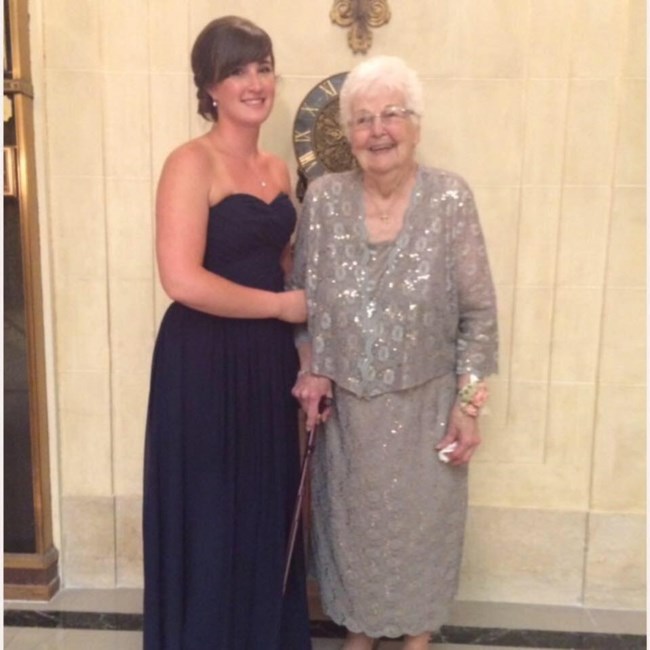 Obituary of Marilyn Helen Cox