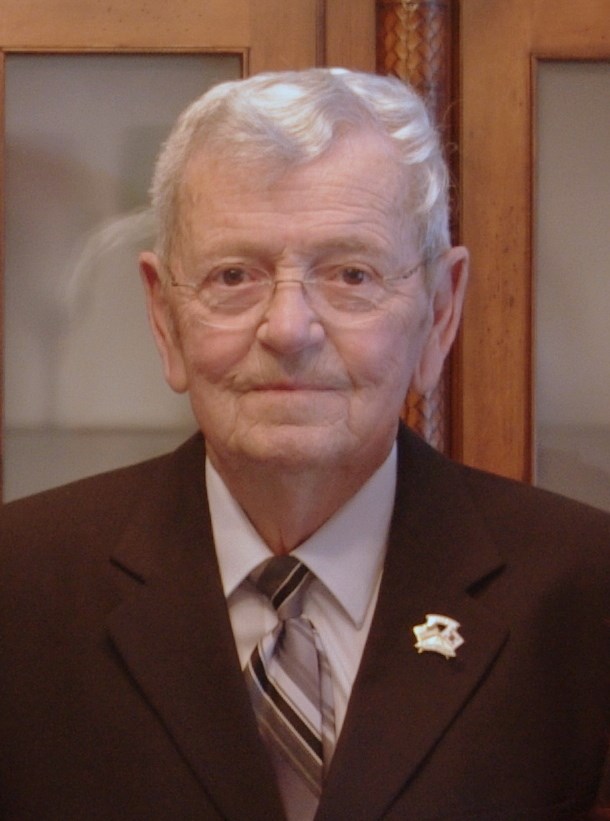 Obituary of Carl Edward Singleton