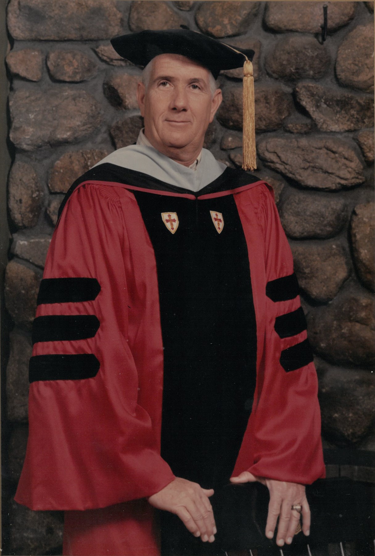 Obituary of Paul D Maxwell