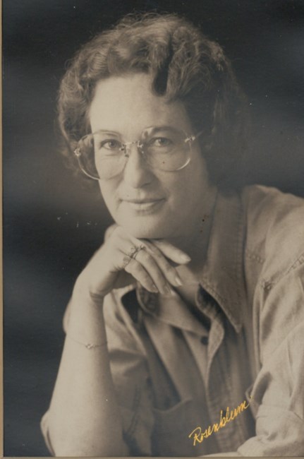 Obituary of Joyce Gemoets Reynolds