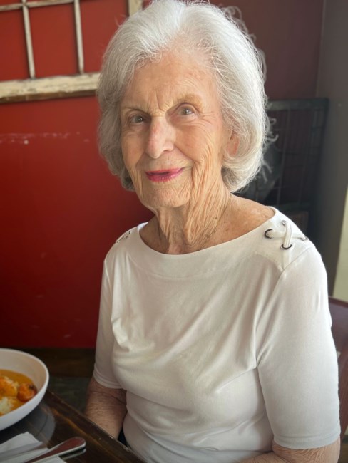 Obituary of Gloria Diana Winn