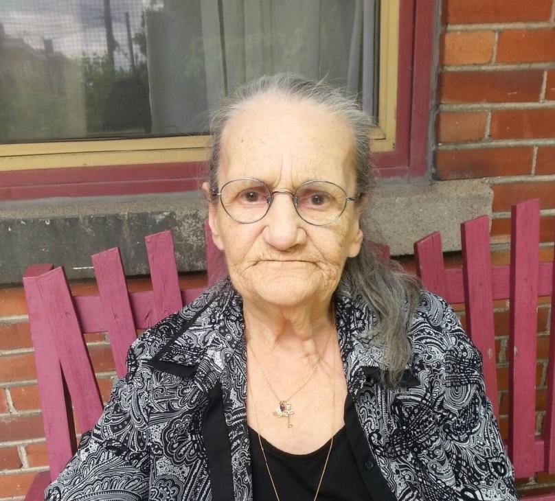 Obituary of Eveline Deschenes