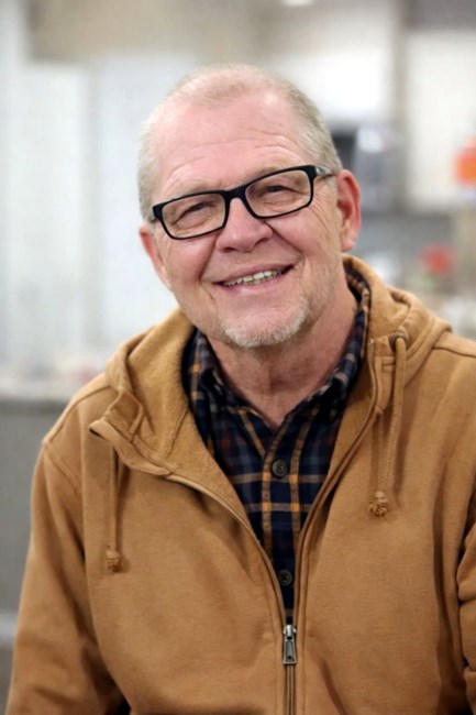 Obituario de David E. Halverson