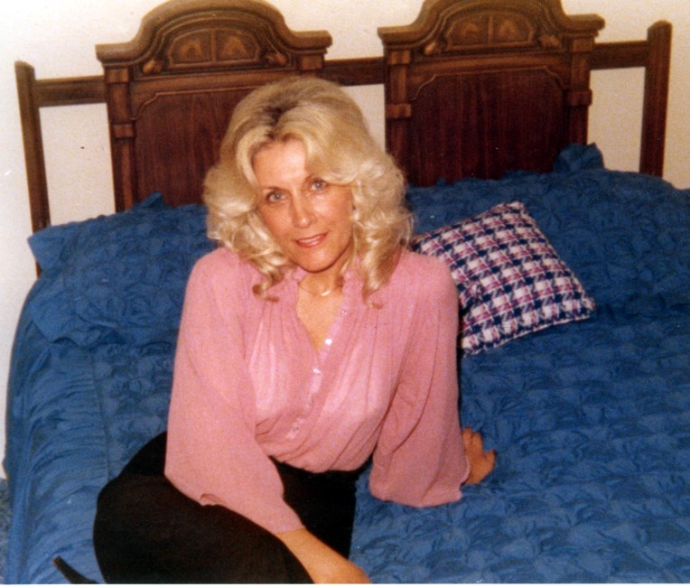 Obituary of Margaret S Stowers Robertson