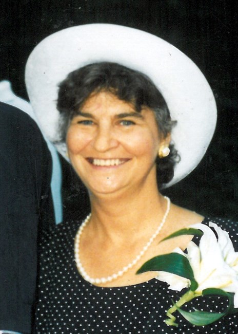 Obituario de Joan Frances Roisland