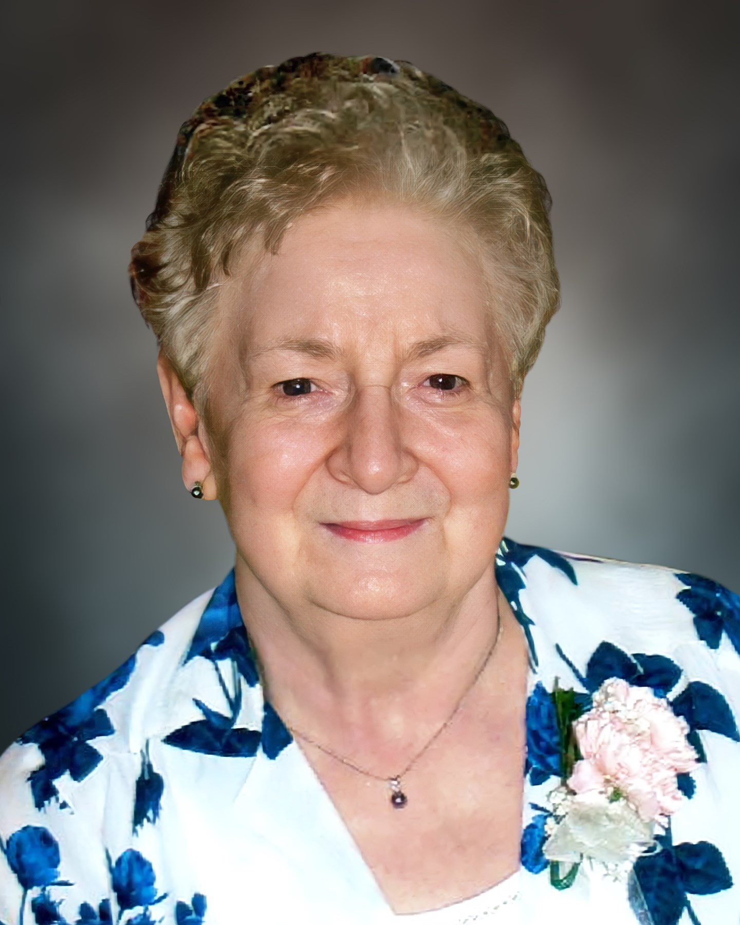 Sylvia Percy's Instagram, Twitter & Facebook on IDCrawl