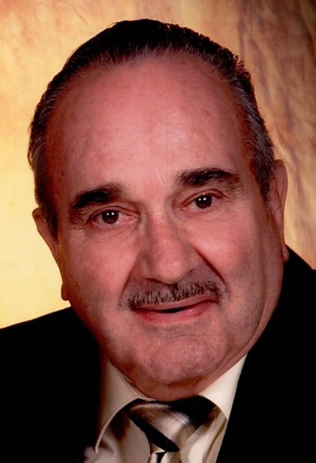 Obituario de Robert "Trebor The Magician" Smith