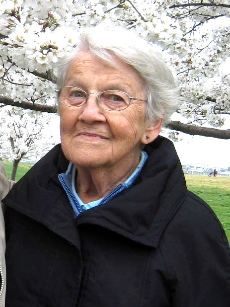 Obituary of Esther Mitchell Hartman