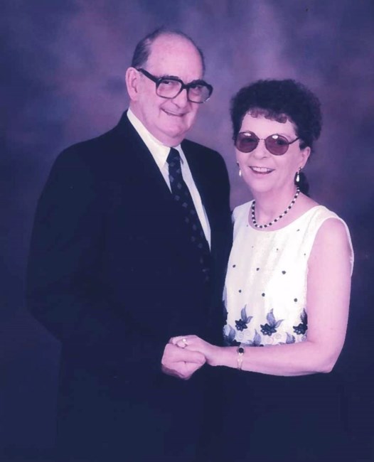 Obituary of Everett & Patricia Lake