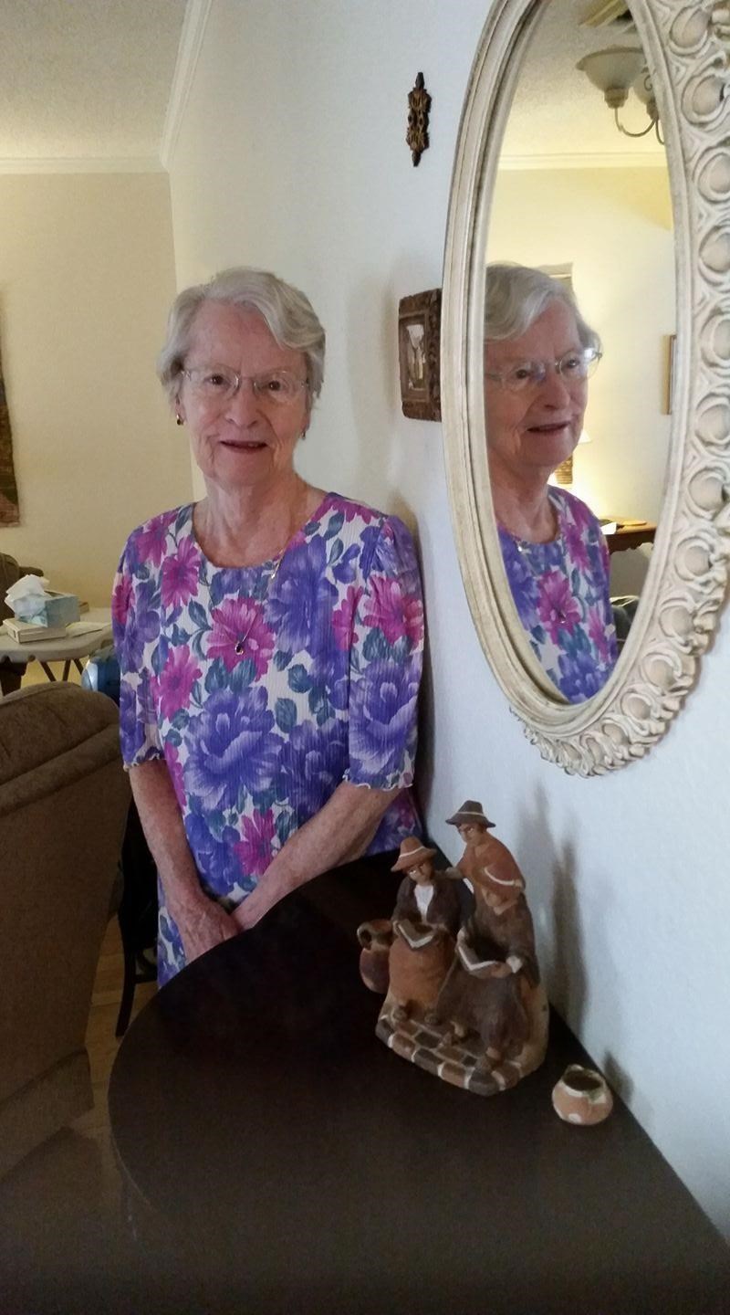 Obituary of Phyllis Brown Woodward