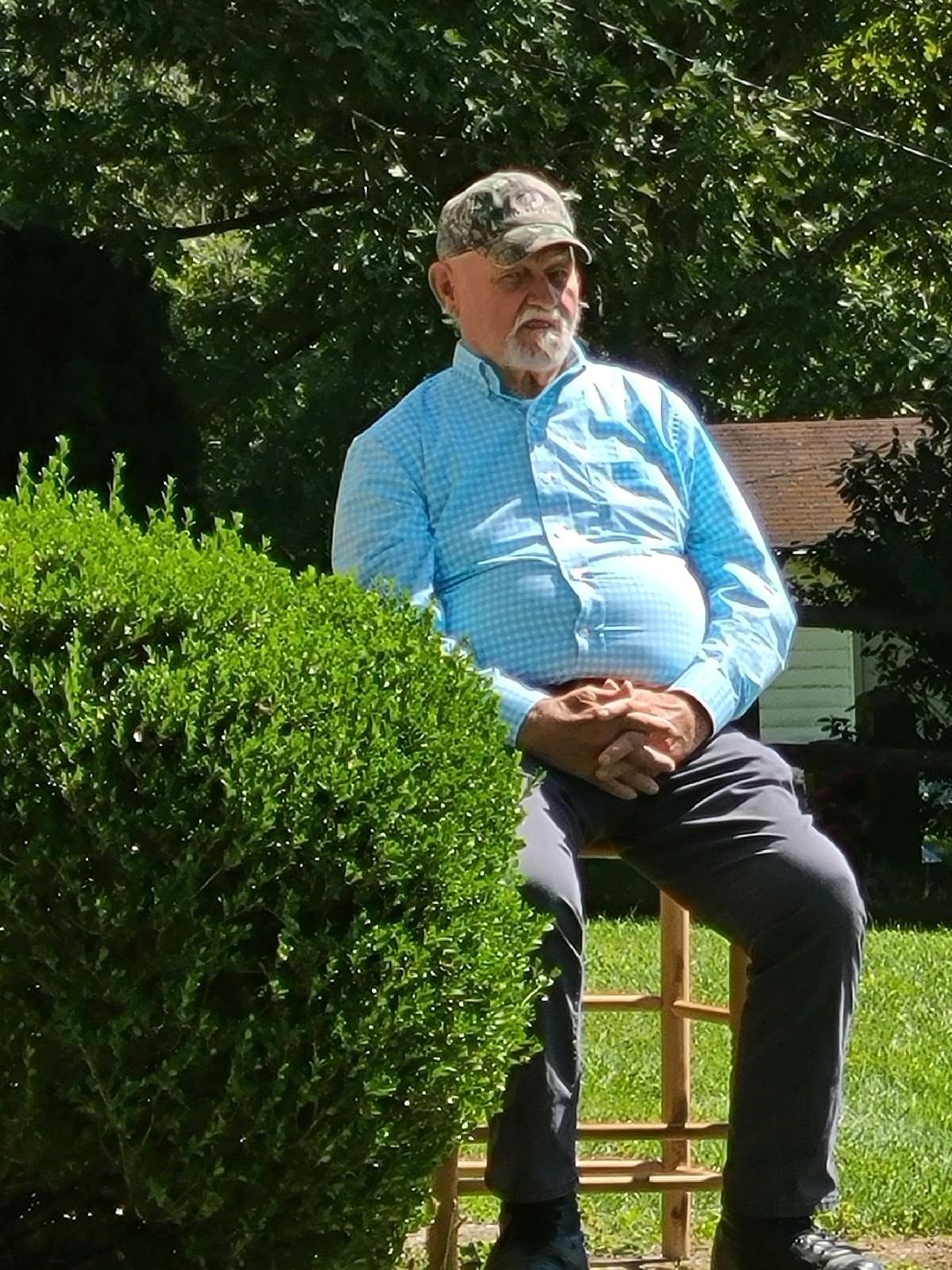 Obituary of Warren Lee Maddox