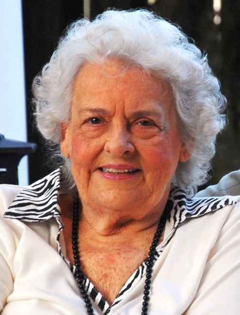 Obituary of Marion Clare Hecker Holloway