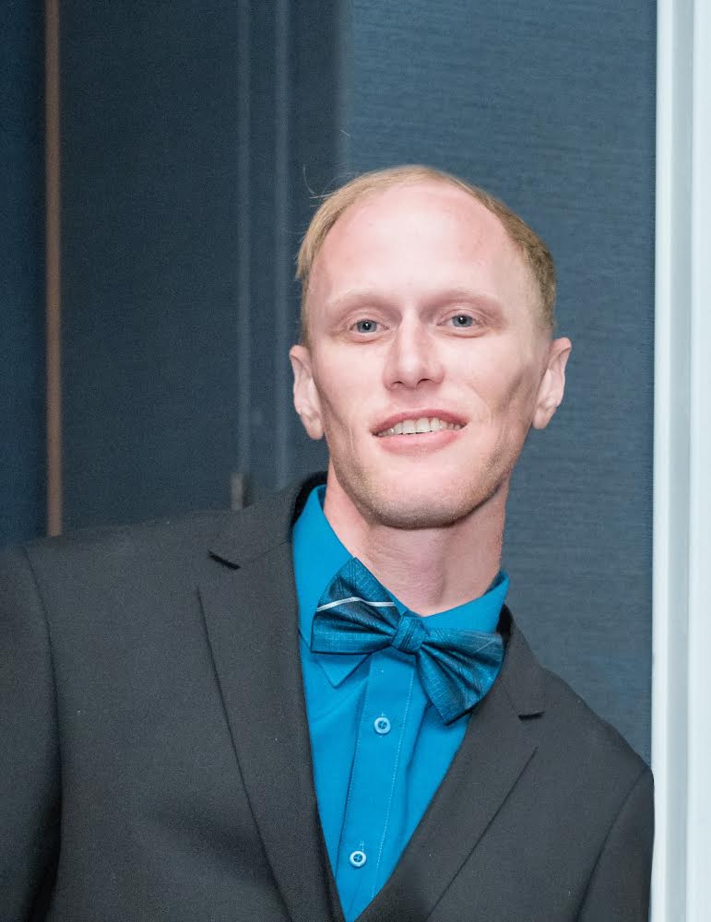 Obituary of Henry Eric Vander Veen