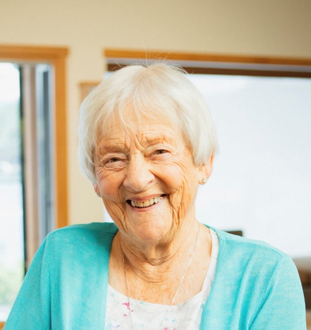 Obituary of Lois Lockwood (nee Cartwright) Miller