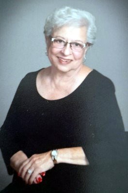 Obituary of Rosemarie Lillian Newland