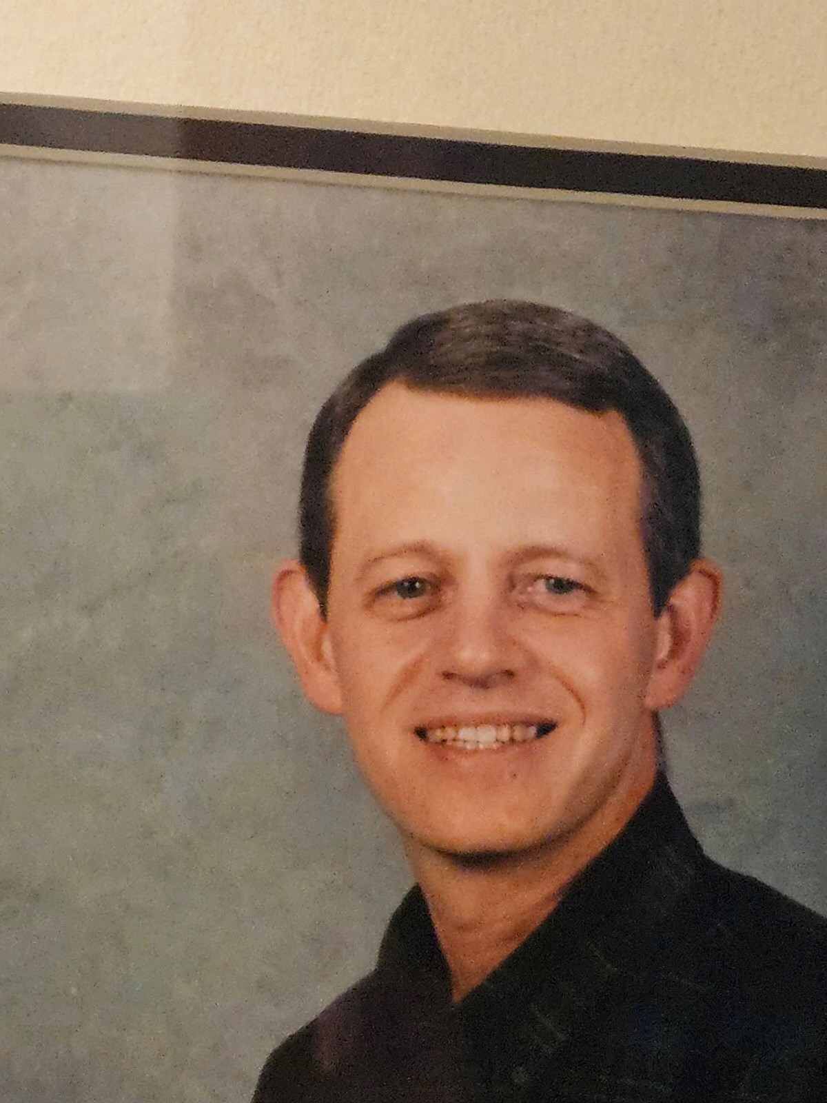 Obituario de Robert Winston Hood