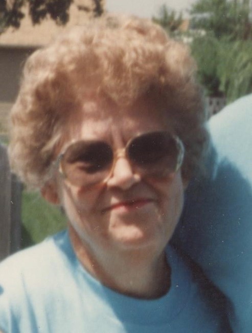 Obituary of Aileen M Fox Mack