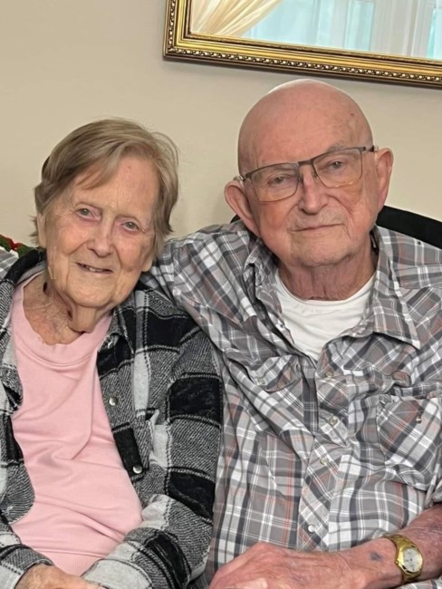 Obituary of Sue Marie & Lester Allen Kinzer