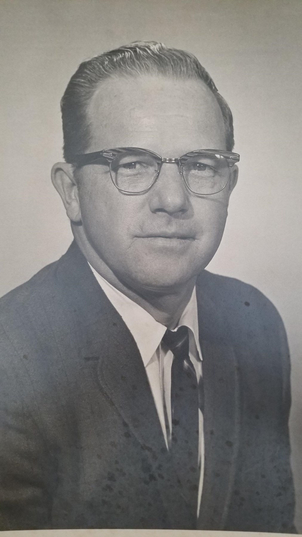 Obituary of Russell Paul Bretz