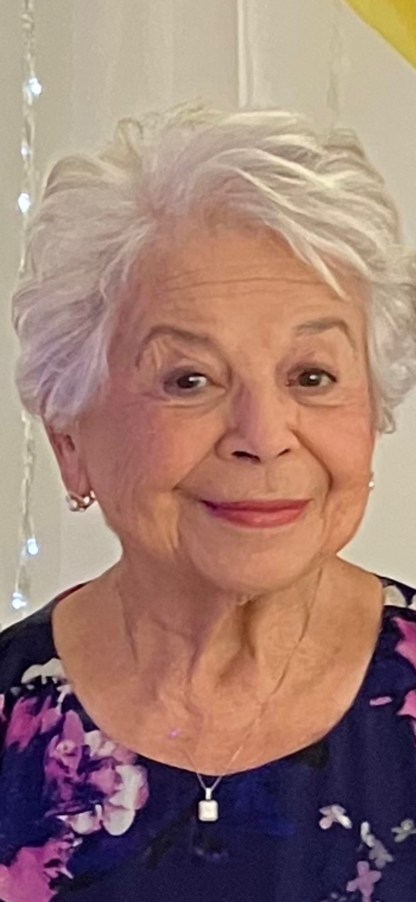 Obituary of Leonor Rojas