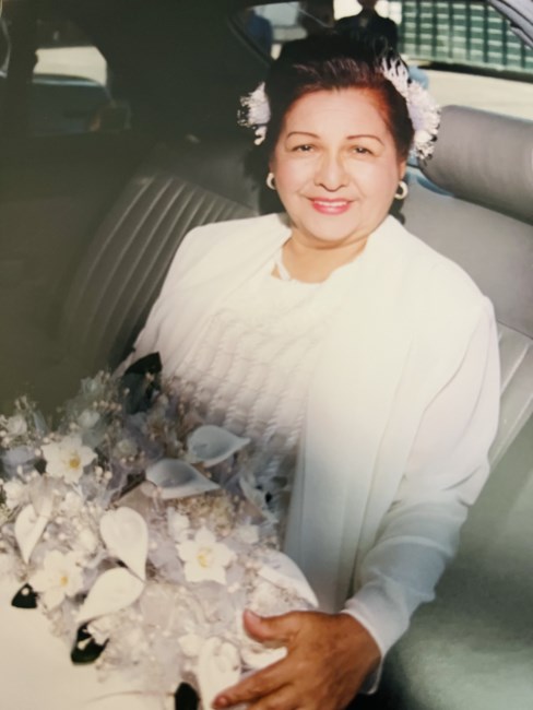 Obituary of Maria Esther Banuelos