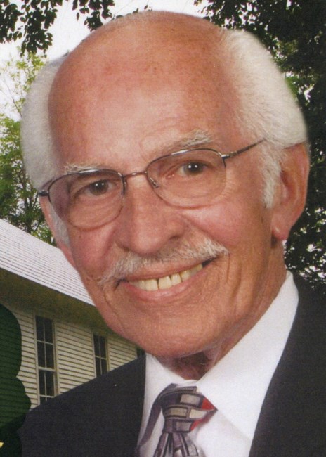 Obituary of "Dickie" (Robert J.) Mathews