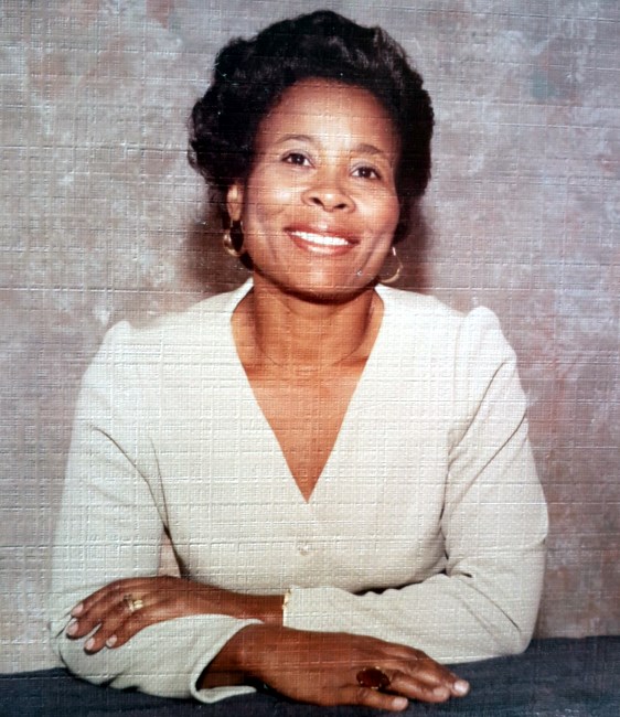 Obituary of Daphne Lloyd