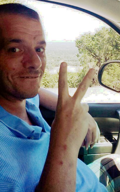 Obituary of Travis Michael Eads