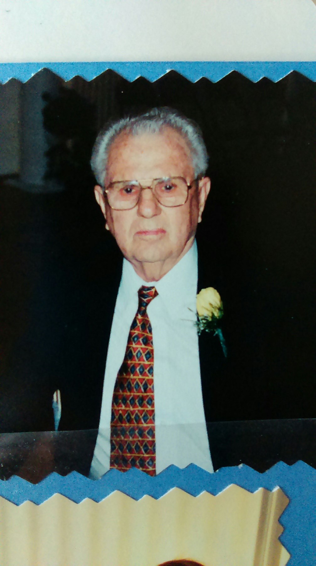 Obituary of R L Scow