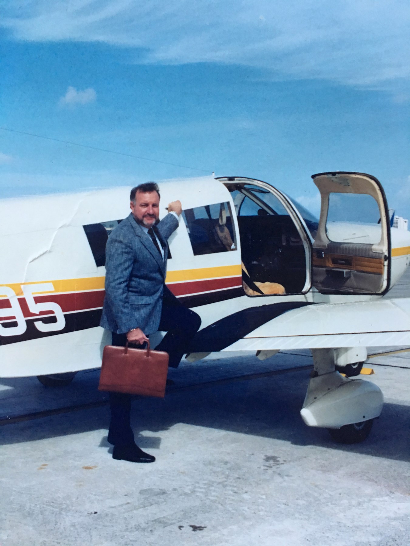 Obituary of Robert J. Luther