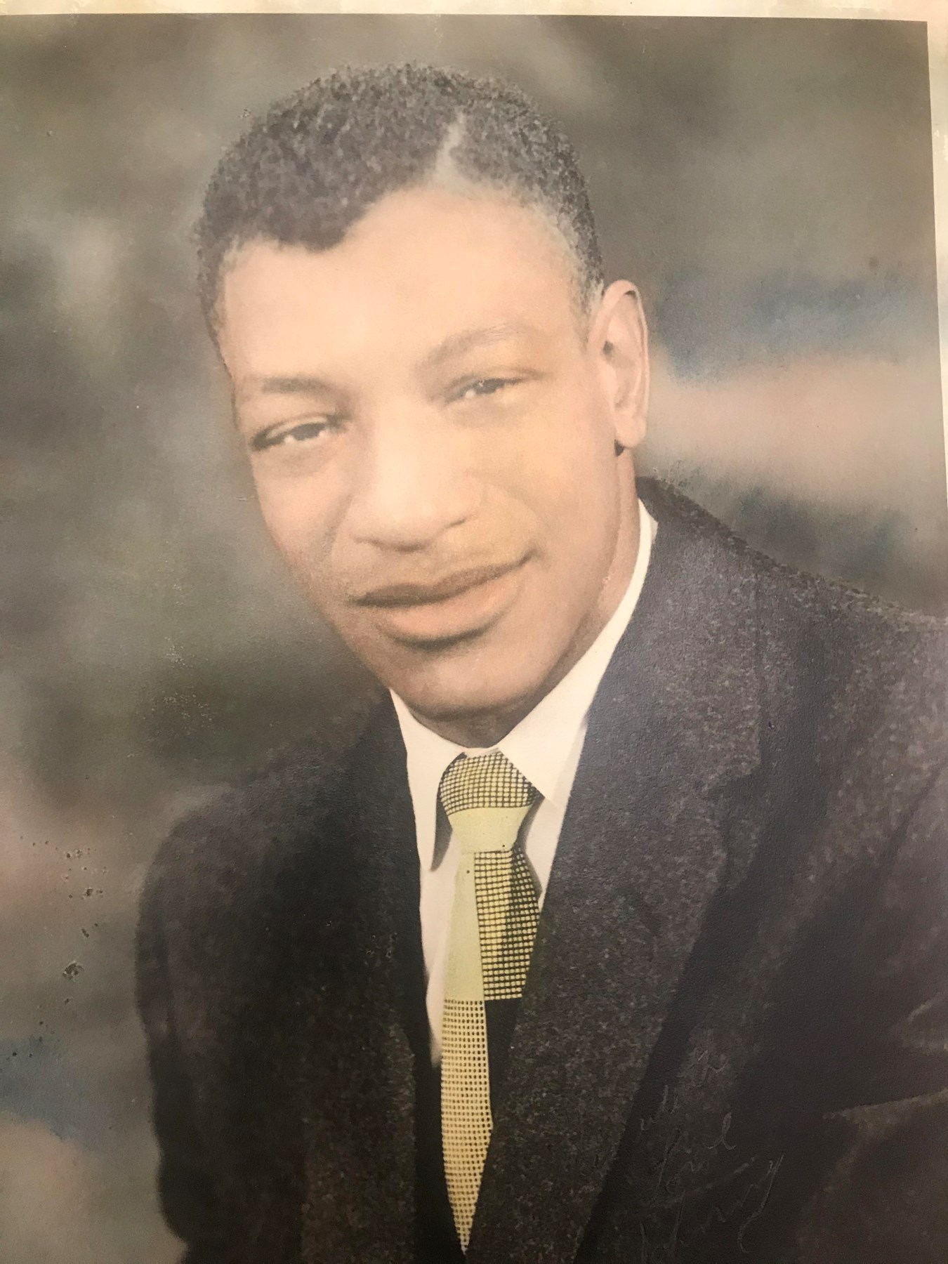 Avis de décès de John Warren McBee Sr.