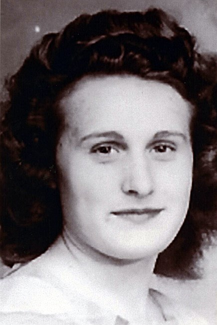 Obituary of Eva Christina (Held) Richter