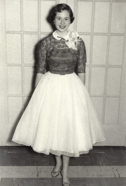 Obituary of Phyllis E. Siegel